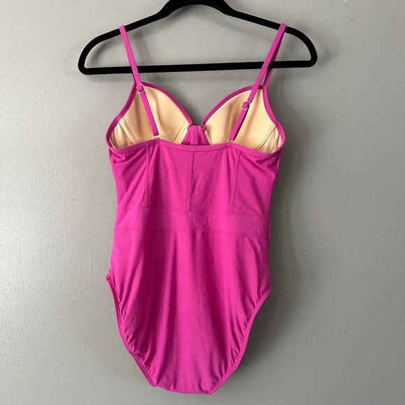Shape FX Swim Fuschia One Piece Swimsuit‎ - Picture 6 of 11